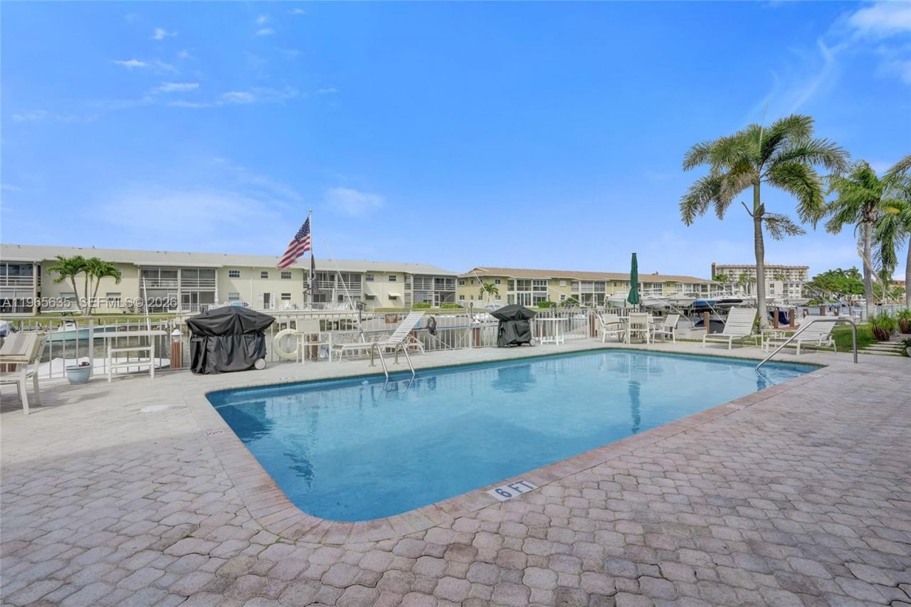 934 SE 9th Ave , Unit 17, Pompano Beach, FL 33060 Photo