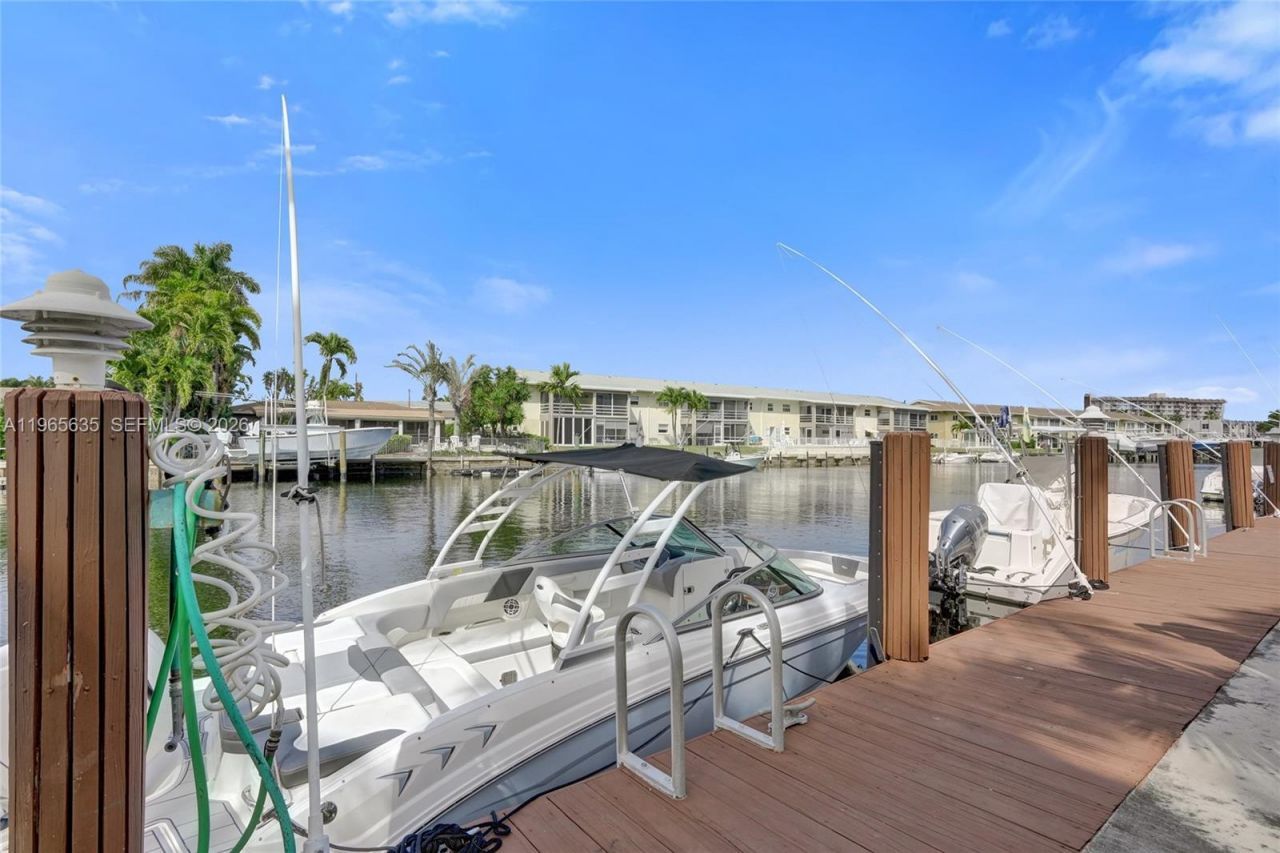 934 SE 9th Ave , Unit 17, Pompano Beach, FL 33060 Photo