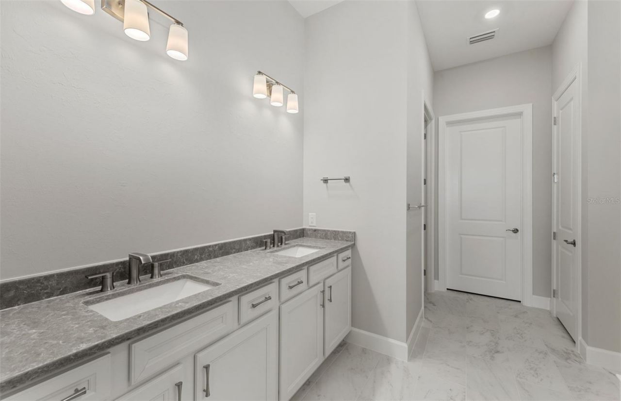 4835 Ivy Pearl Way, Lakewood Ranch, FL 34211 Photo