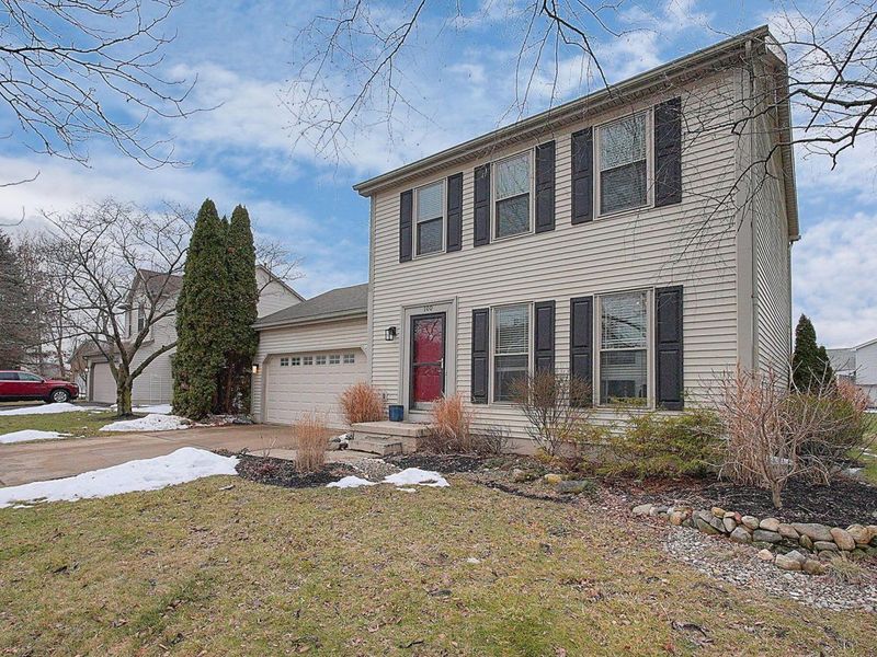 100 Quarry Court, Delaware, OH 43015 Photo 1