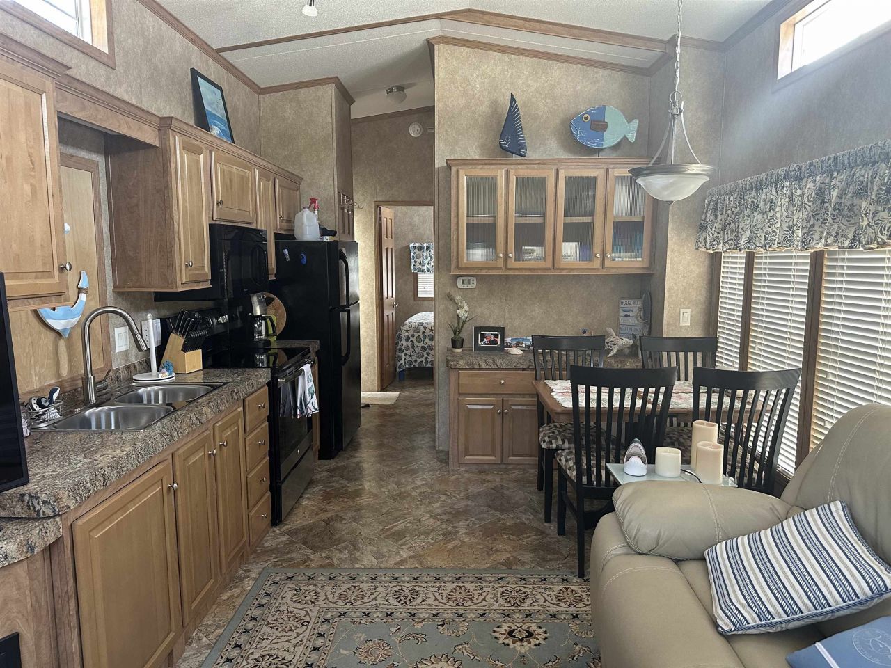 9700 Kings Rd. Photo 13