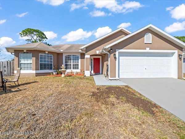 1323 Beche Street SE , Palm Bay, FL 32909