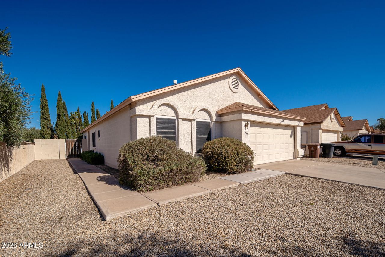 7080 W Caron Drive, Peoria, AZ 85345 Main Photo