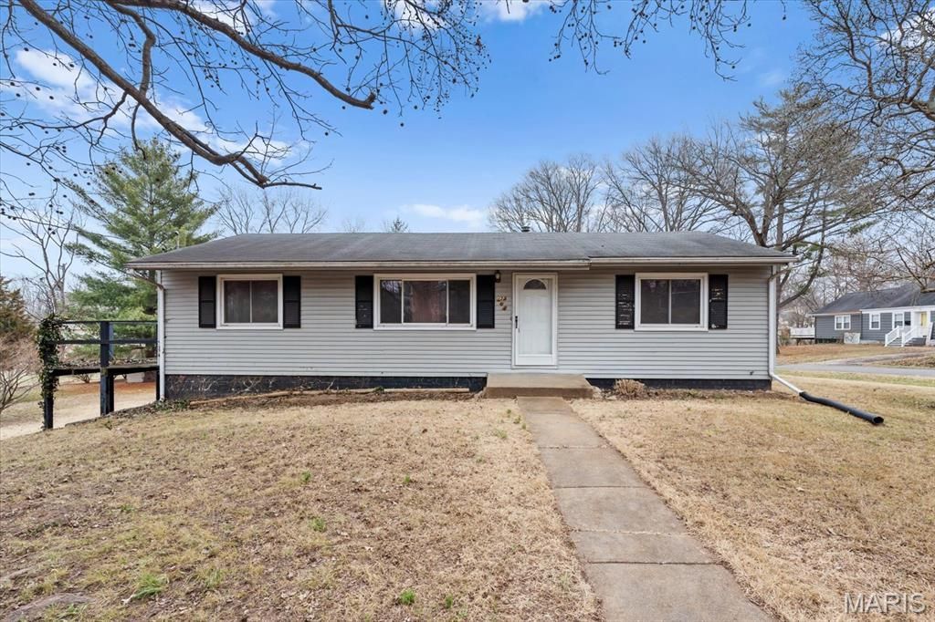 128 S Cherry Street, Lebanon, IL 62254 Main Photo