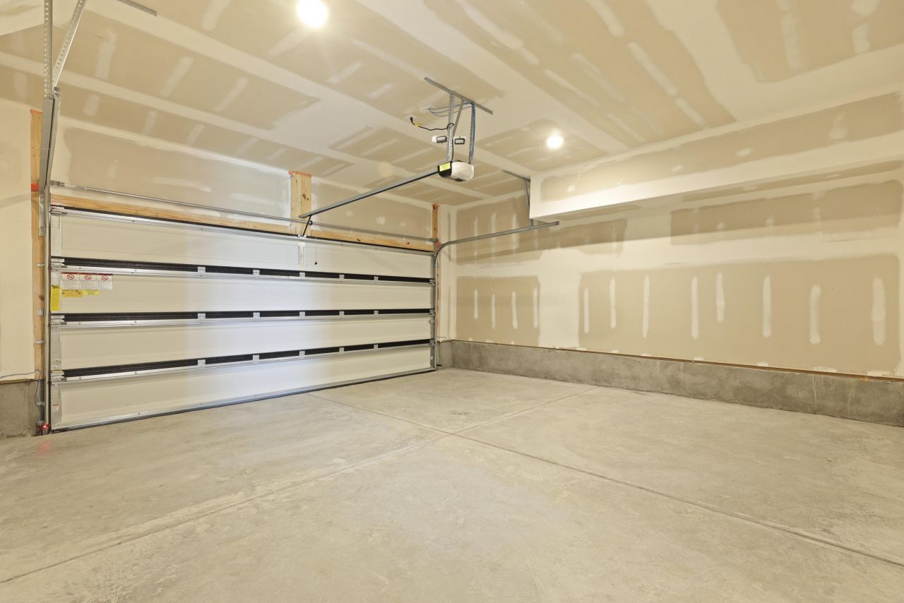 594 Scholar Way Photo 49