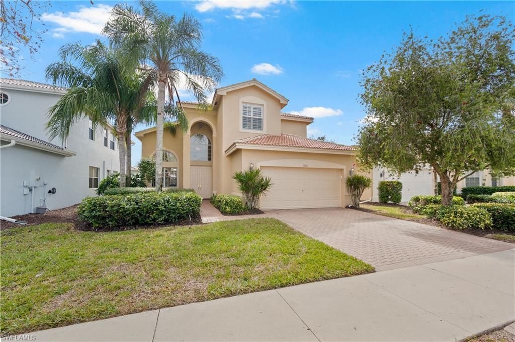 1520 Pacaya Cv, Naples, FL 34119 Main Photo