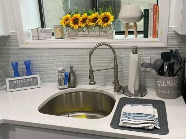 150 FIFTH Avenue, Unit 1, Pelham, NY 10803