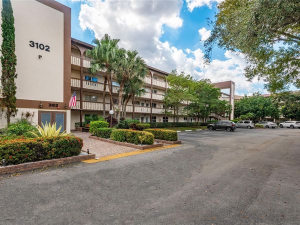 3102 Portofino Pt, Unit M3, Coconut Creek, FL 33066