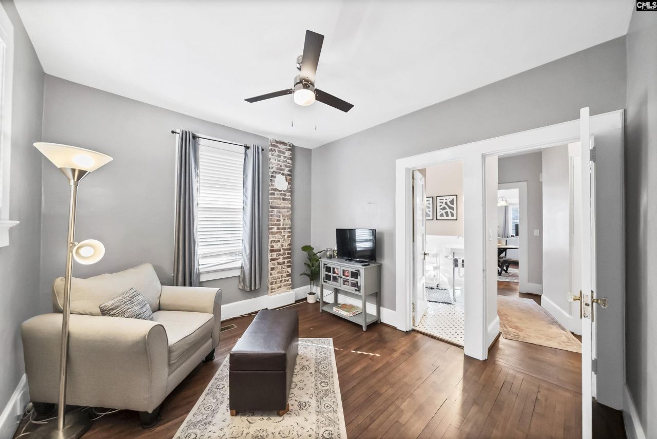 130 S Shandon  Photo 21