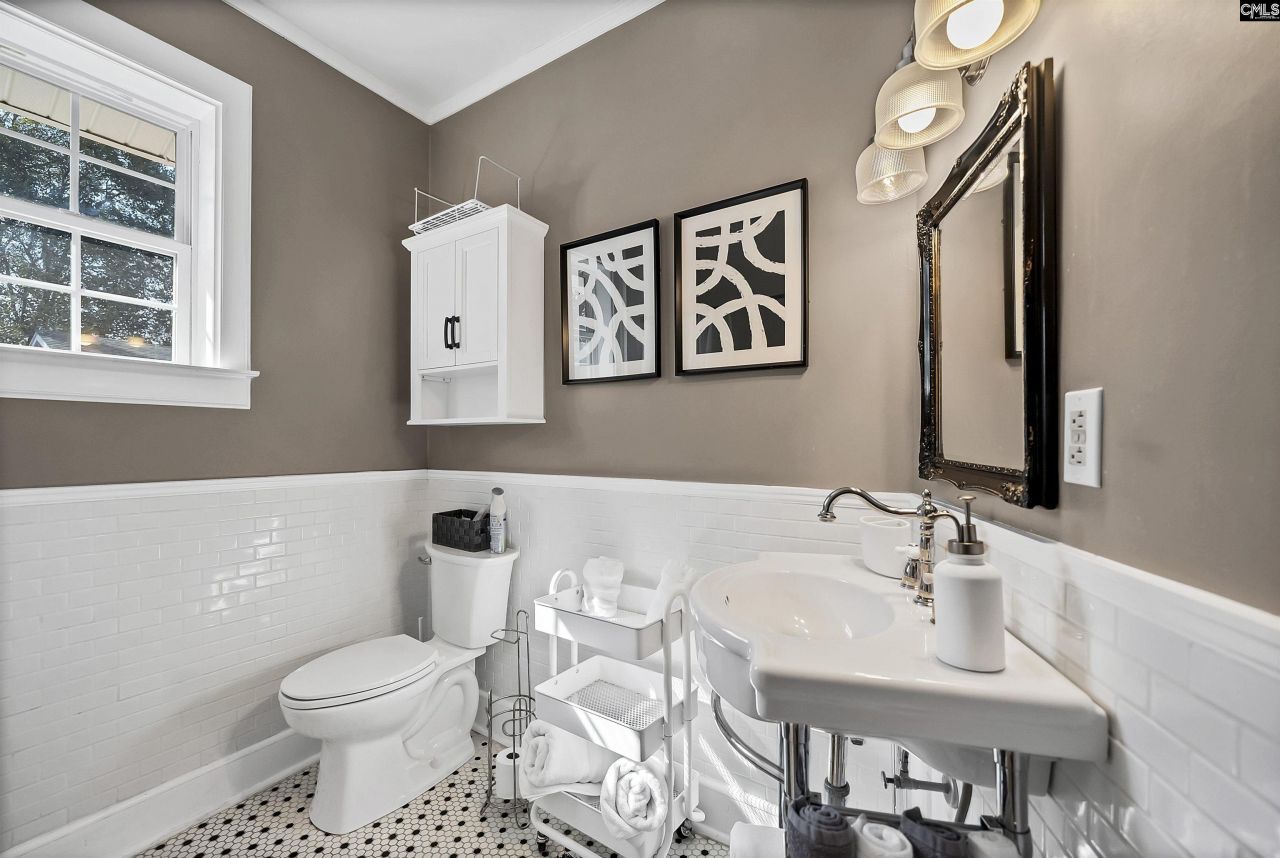 130 S Shandon  Photo 24