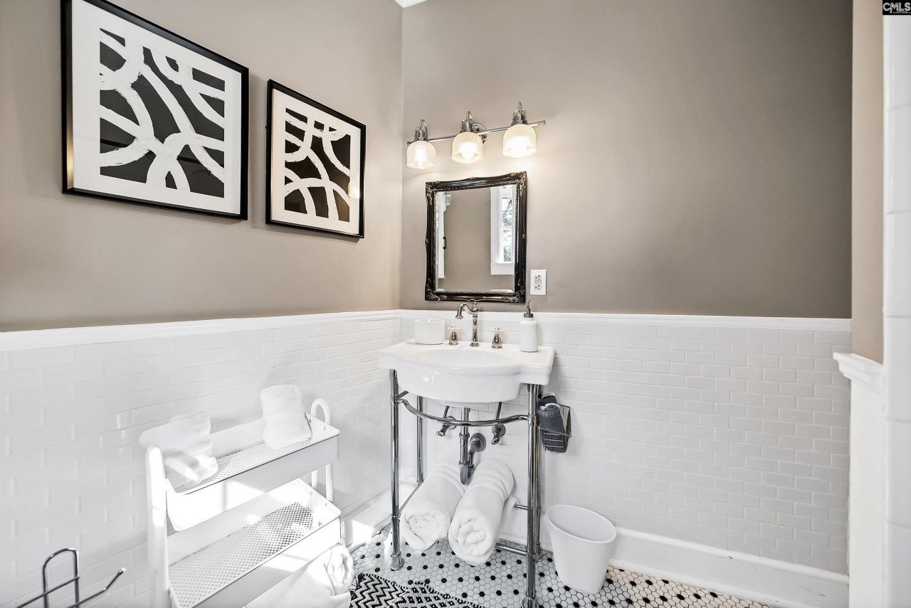 130 S Shandon  Photo 25