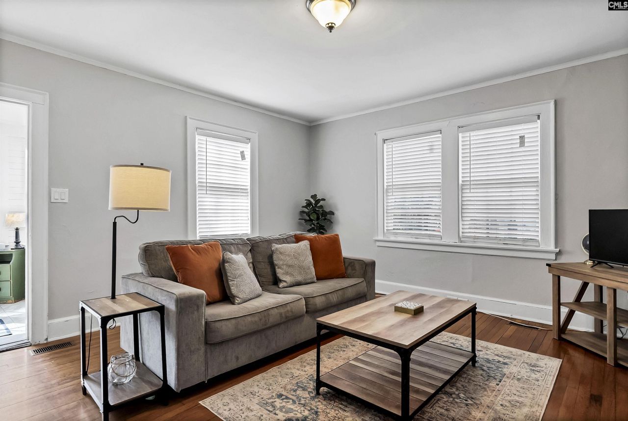 130 S Shandon  Photo 37