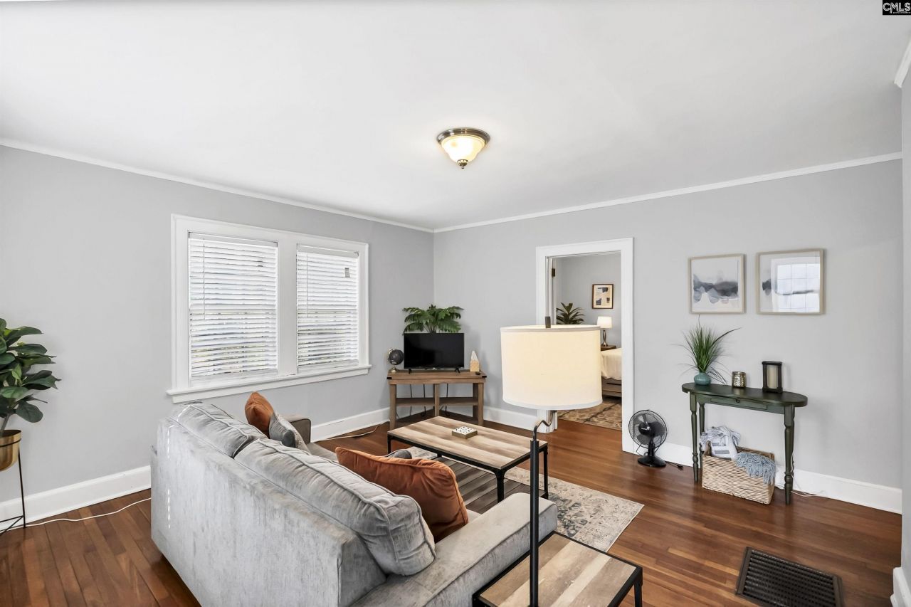 130 S Shandon  Photo 39