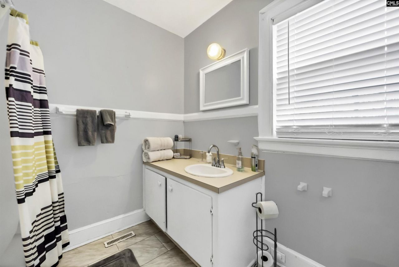 130 S Shandon  Photo 43