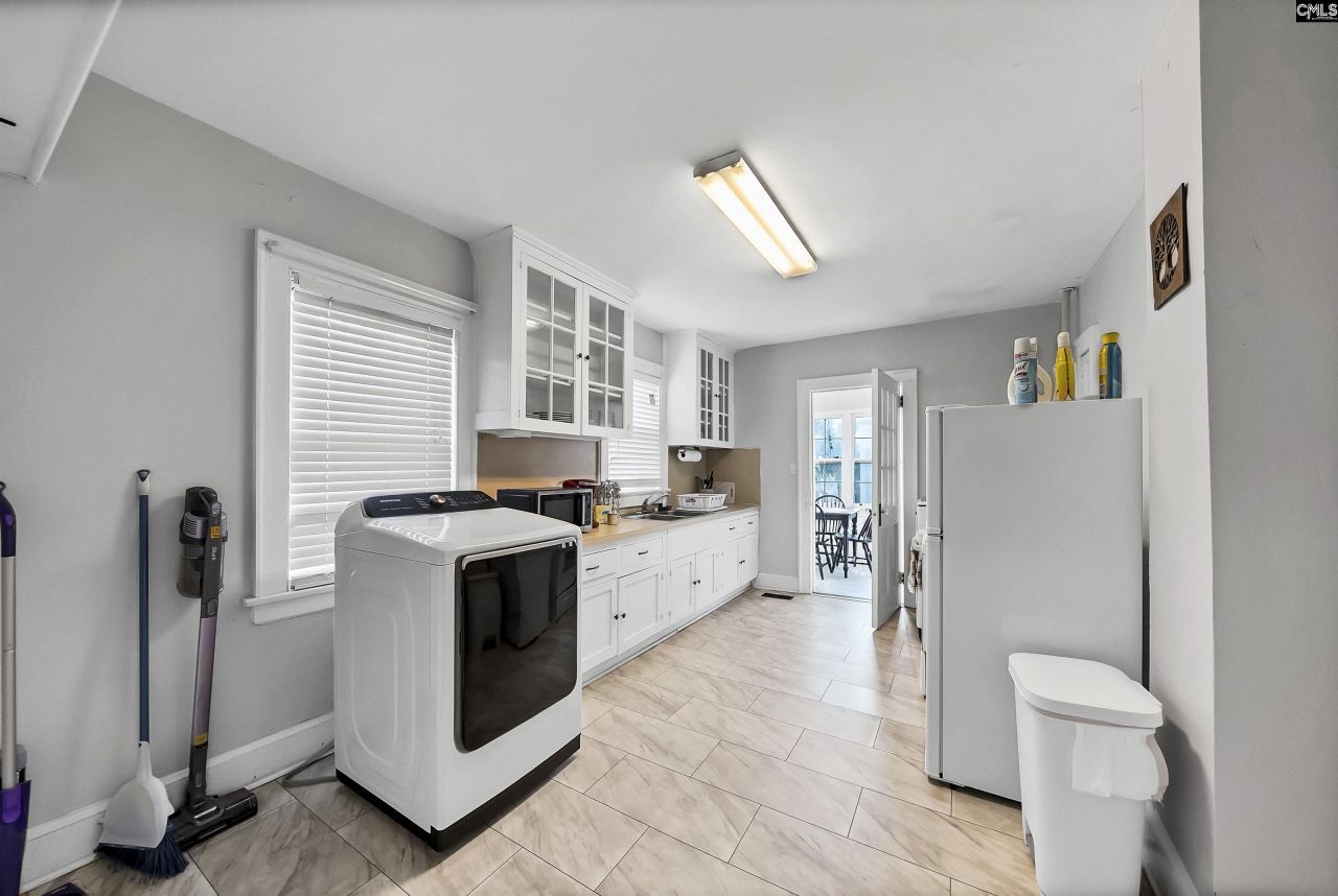 130 S Shandon  Photo 51