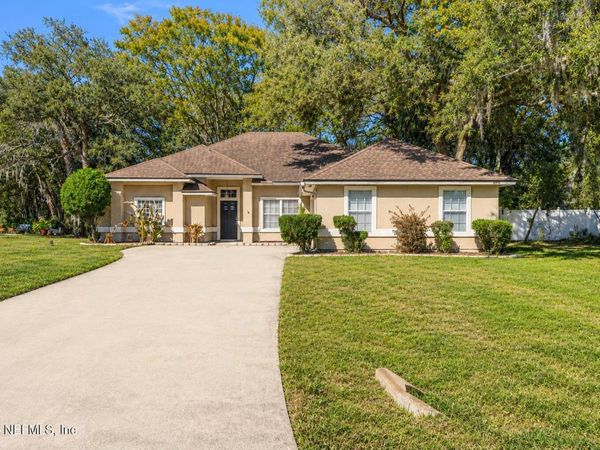 6709 BEATRIX Drive, Jacksonville, FL 32226