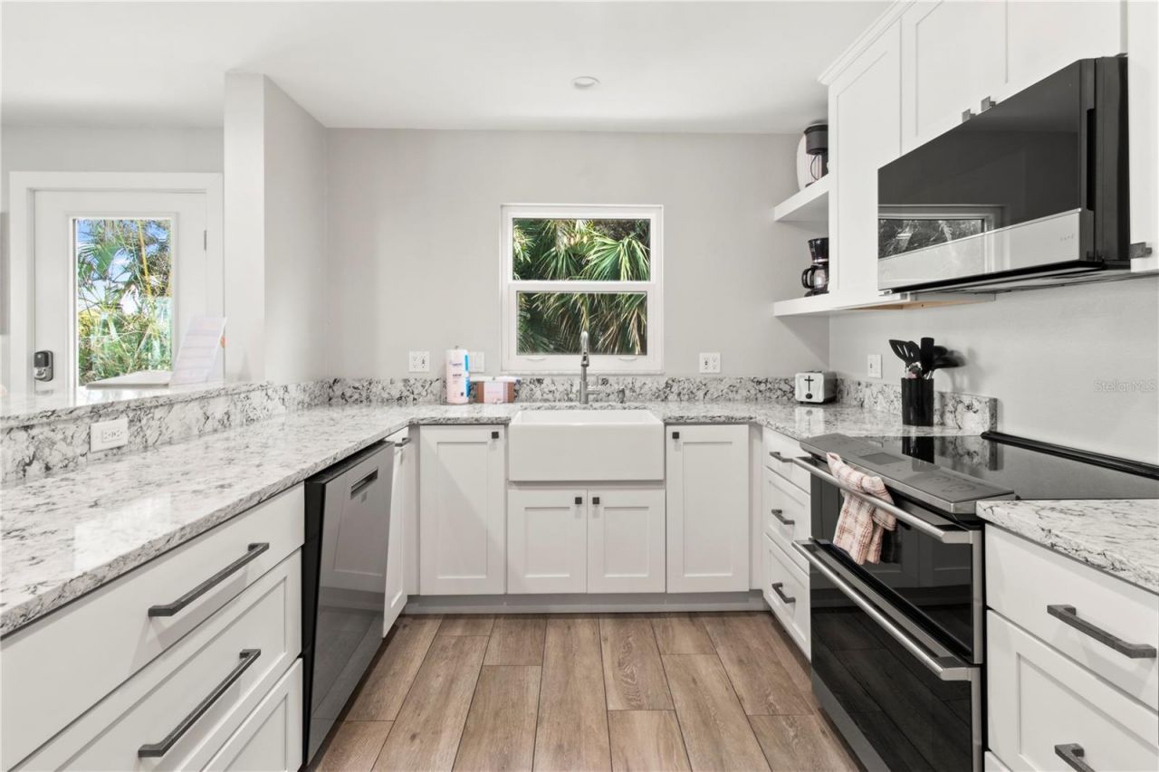 403 N Bay Boulevard, Anna Maria, FL 34216 Photo