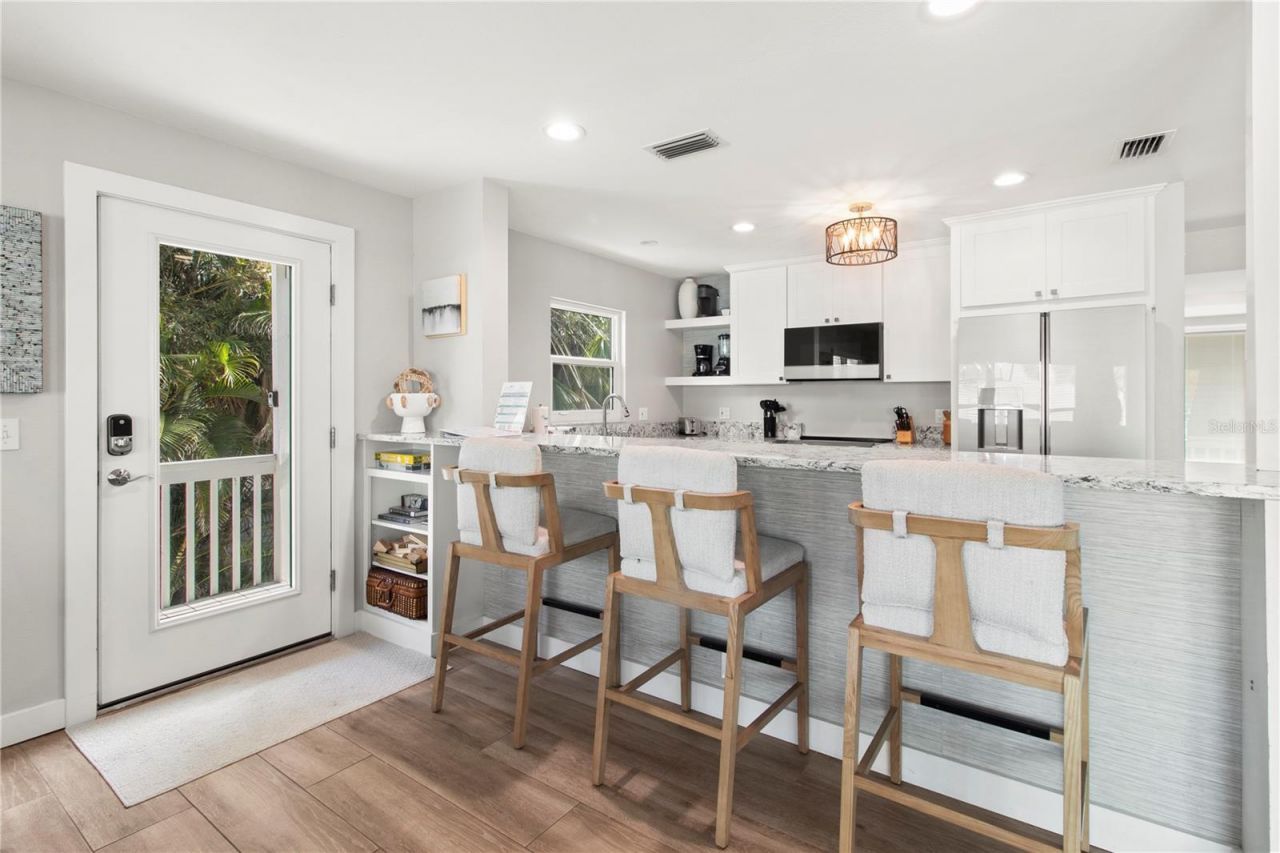 403 N Bay Boulevard, Anna Maria, FL 34216 Photo