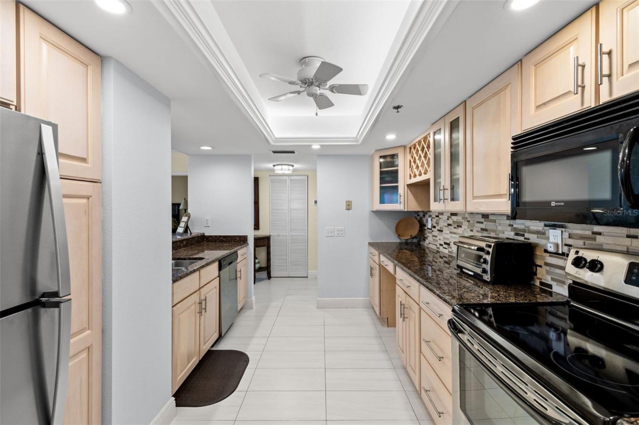 6287 Bahia Del Mar Circle, Unit 407, Saint Petersburg, FL 33715 Photo