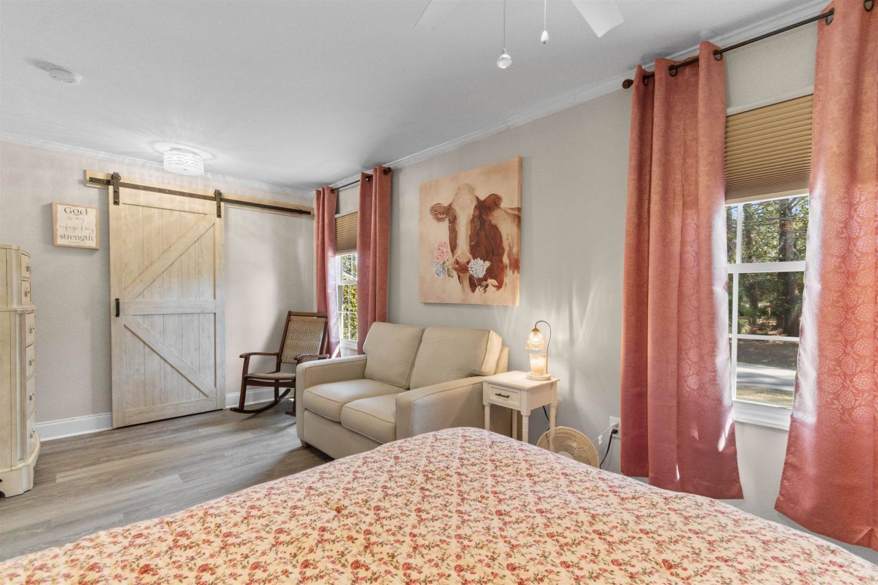 1010 Moss Dr. Photo 24