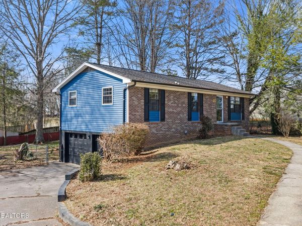 7129 Hurst Lane, Knoxville, TN 37918