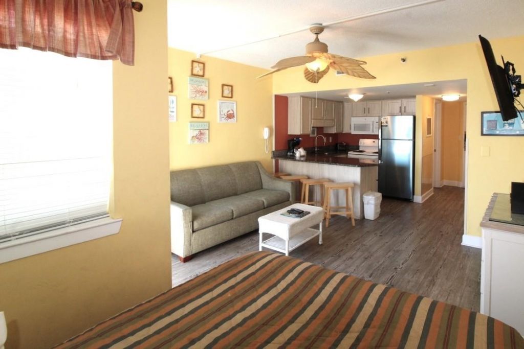 1605 S Ocean Blvd. Photo 6