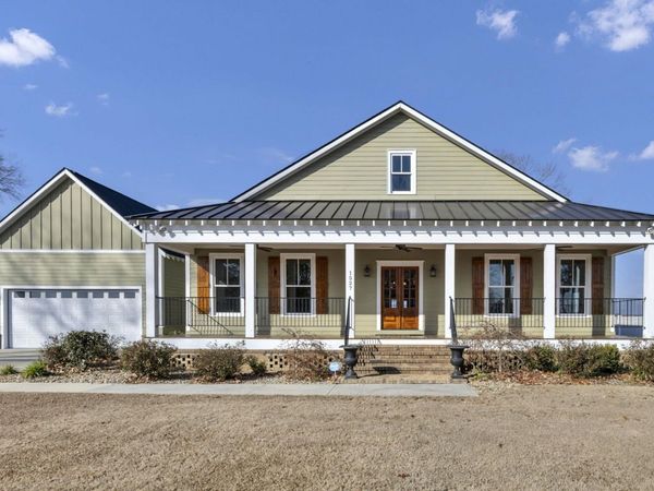 1527 Quail Trail , Manning, SC 29102