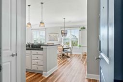 200 River Landing Drive photo 4