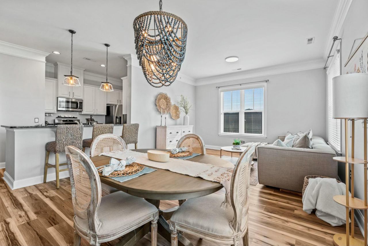 200 River Landing Drive Photo 9