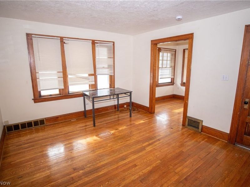 1193 E 172nd Street, Cleveland, OH 44119 Photo 10