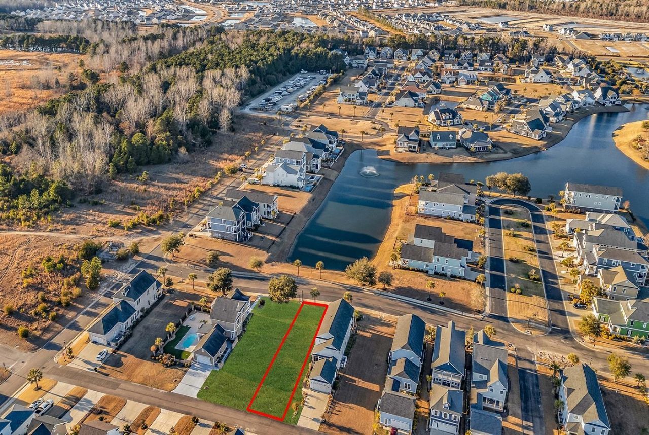 720 Crystal Water Way  Photo 20