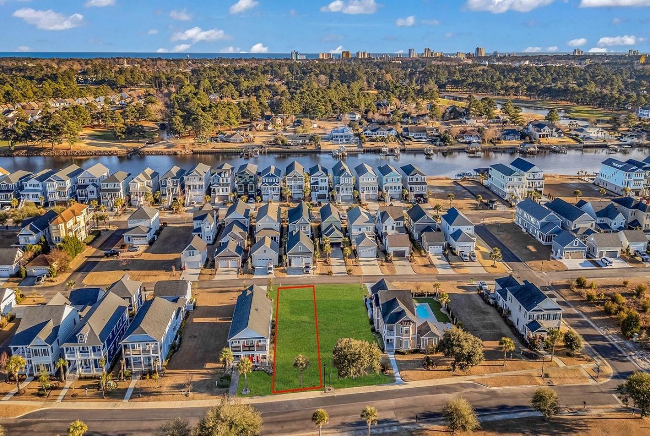 720 Crystal Water Way  Photo 5