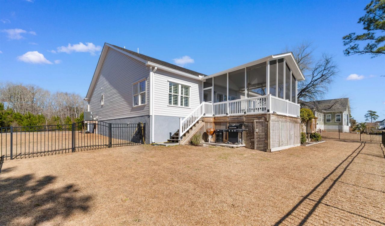 2813 Grassland Ln. Photo 31