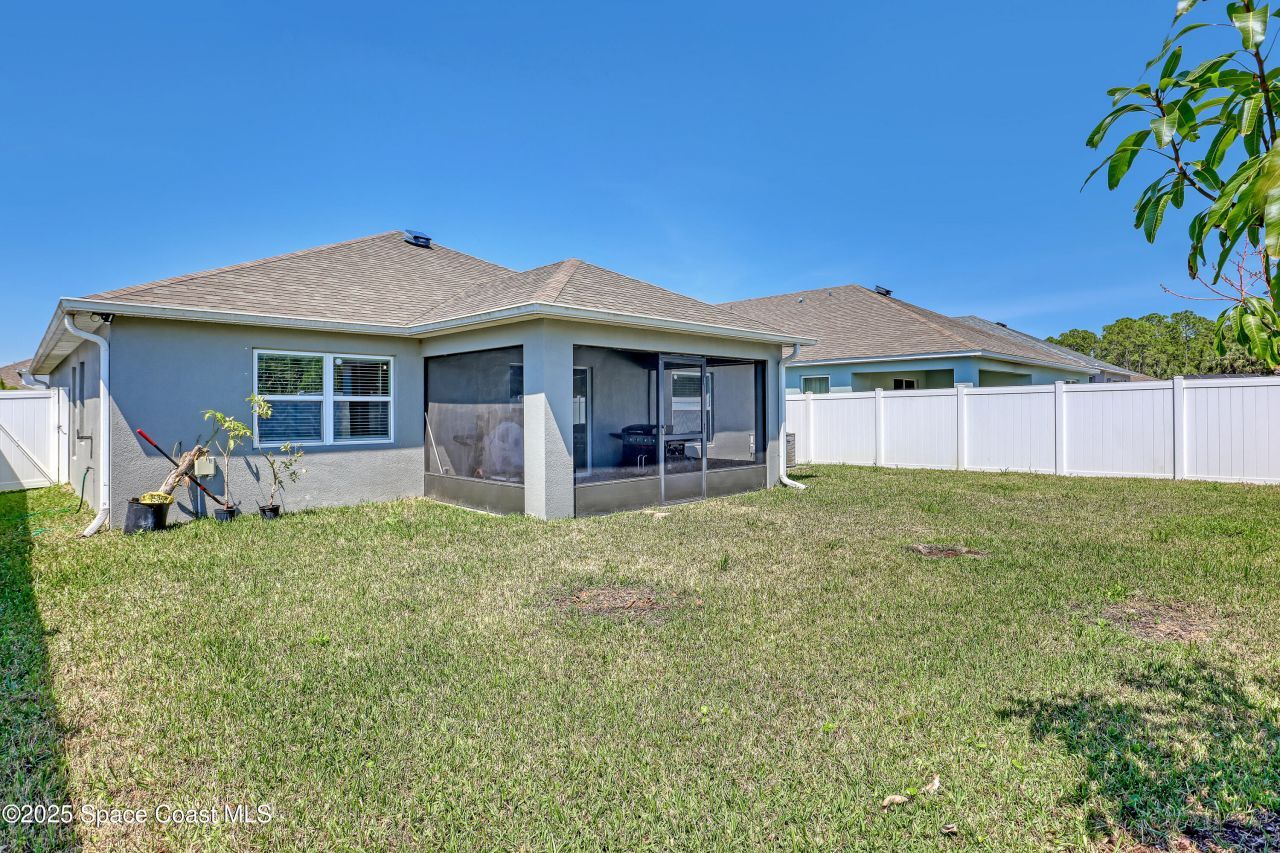 1028 Corbin Circle Sw, Palm Bay, FL 32908 Photo
