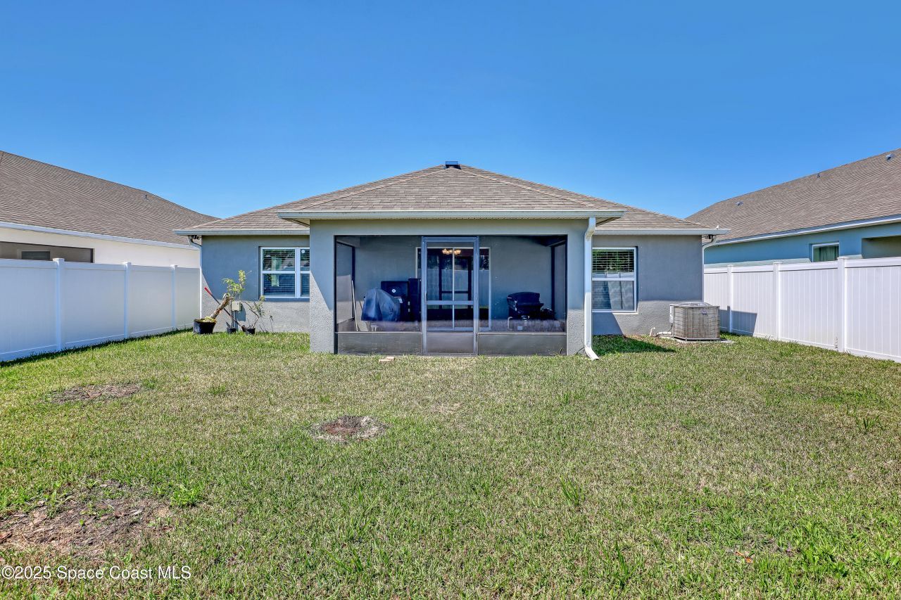 1028 Corbin Circle Sw, Palm Bay, FL 32908 Photo