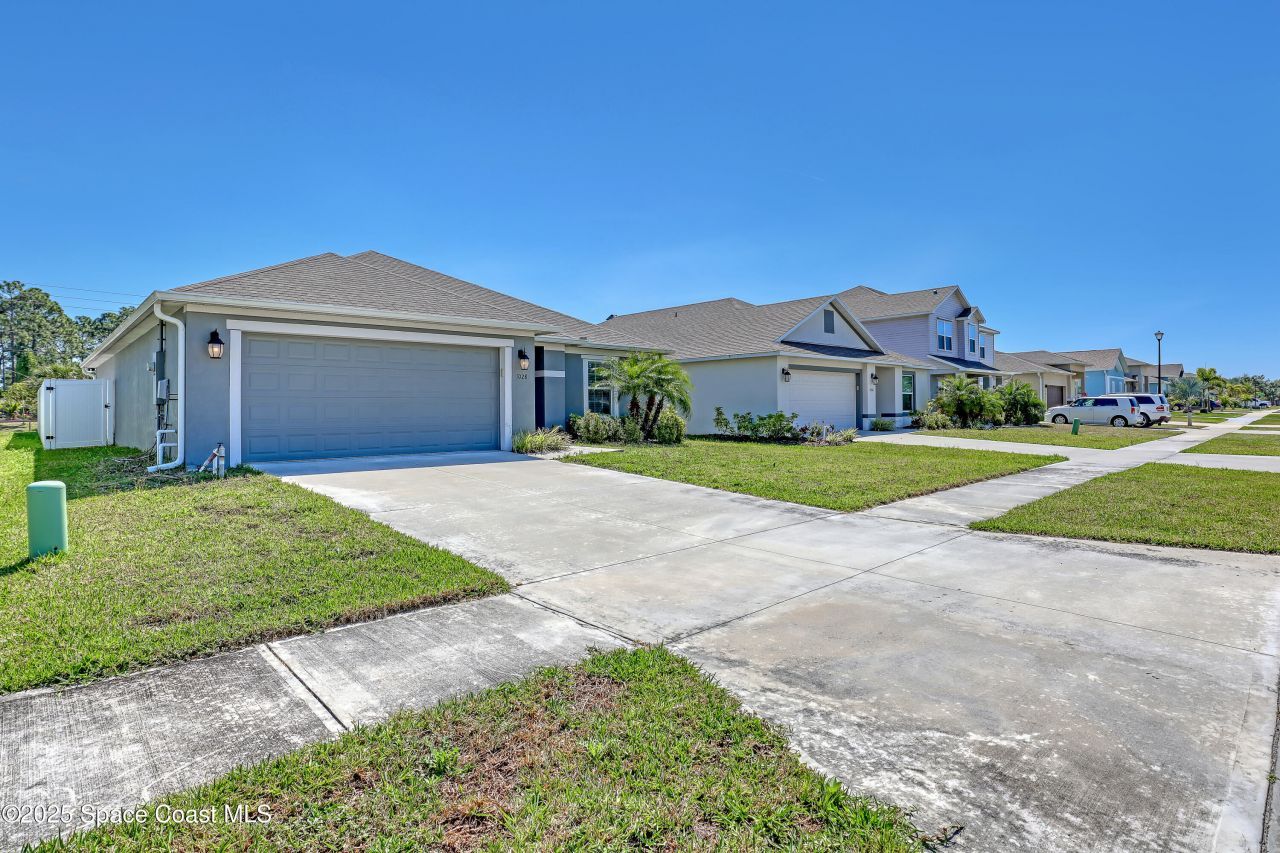 1028 Corbin Circle Sw, Palm Bay, FL 32908 Photo