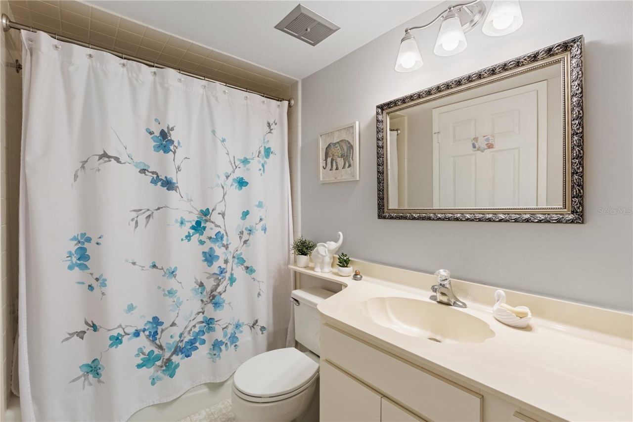 530 Spring Lakes Boulevard, Bradenton, FL 34210 Photo