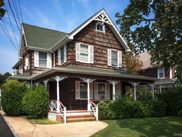 82 Park Avenue , Unit 4, Amityville, NY 11701