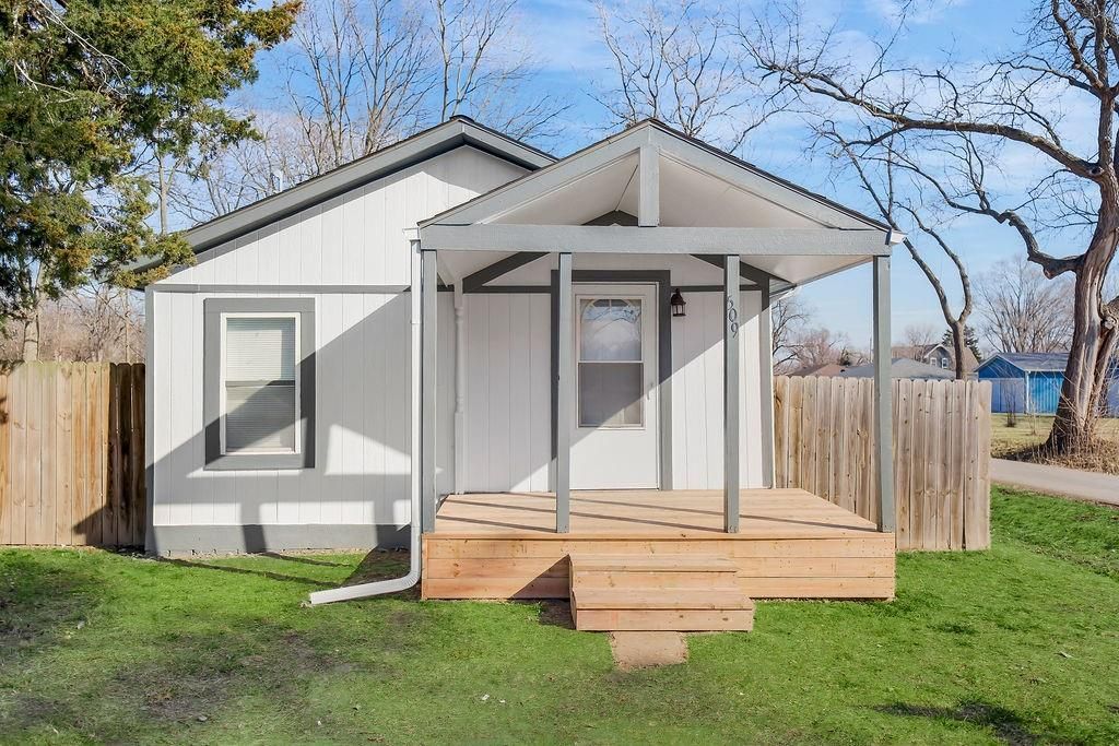 509 N 6th Street, Plattsburg, MO 64477 Main Photo