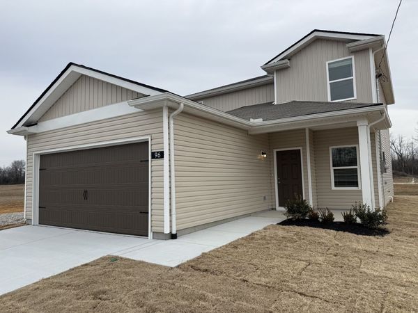 96 Stonehenge Ln N, Manchester, TN 37355