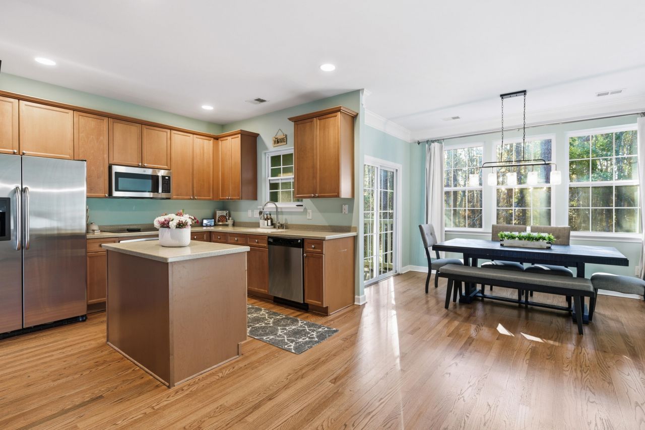 3443 Claremont Street Photo 11