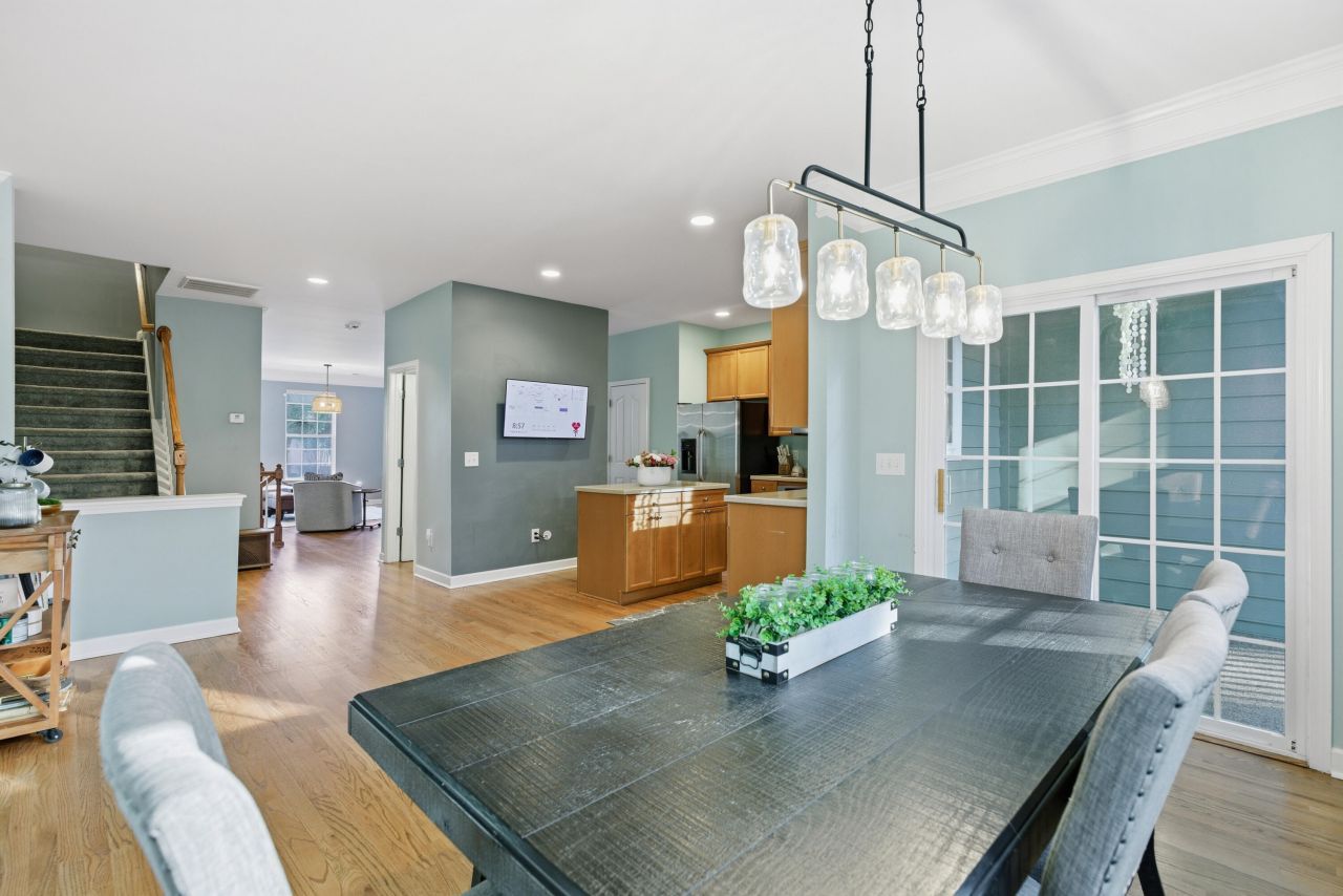 3443 Claremont Street Photo 13