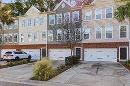 3443 Claremont Street photo 4