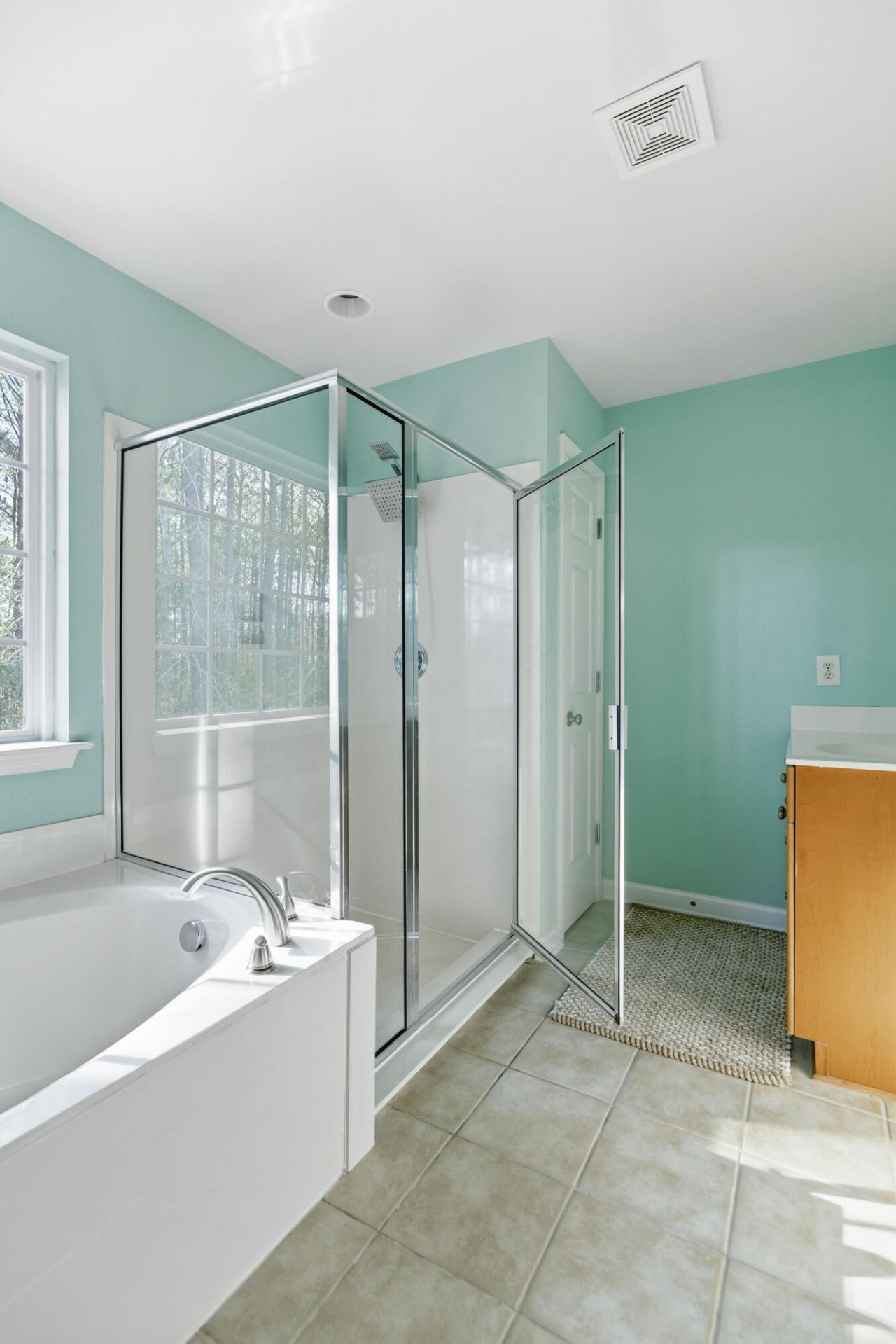 3443 Claremont Street Photo 25