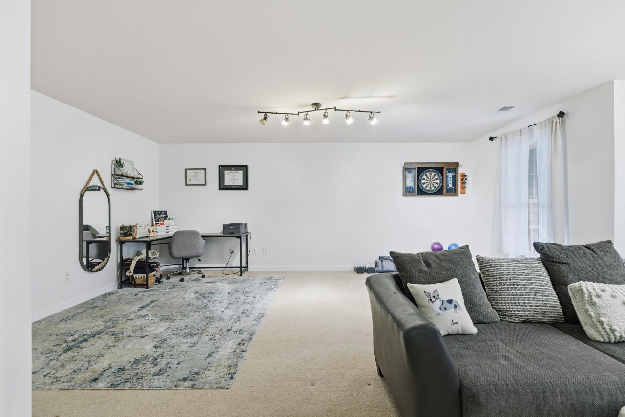 3443 Claremont Street Photo 29