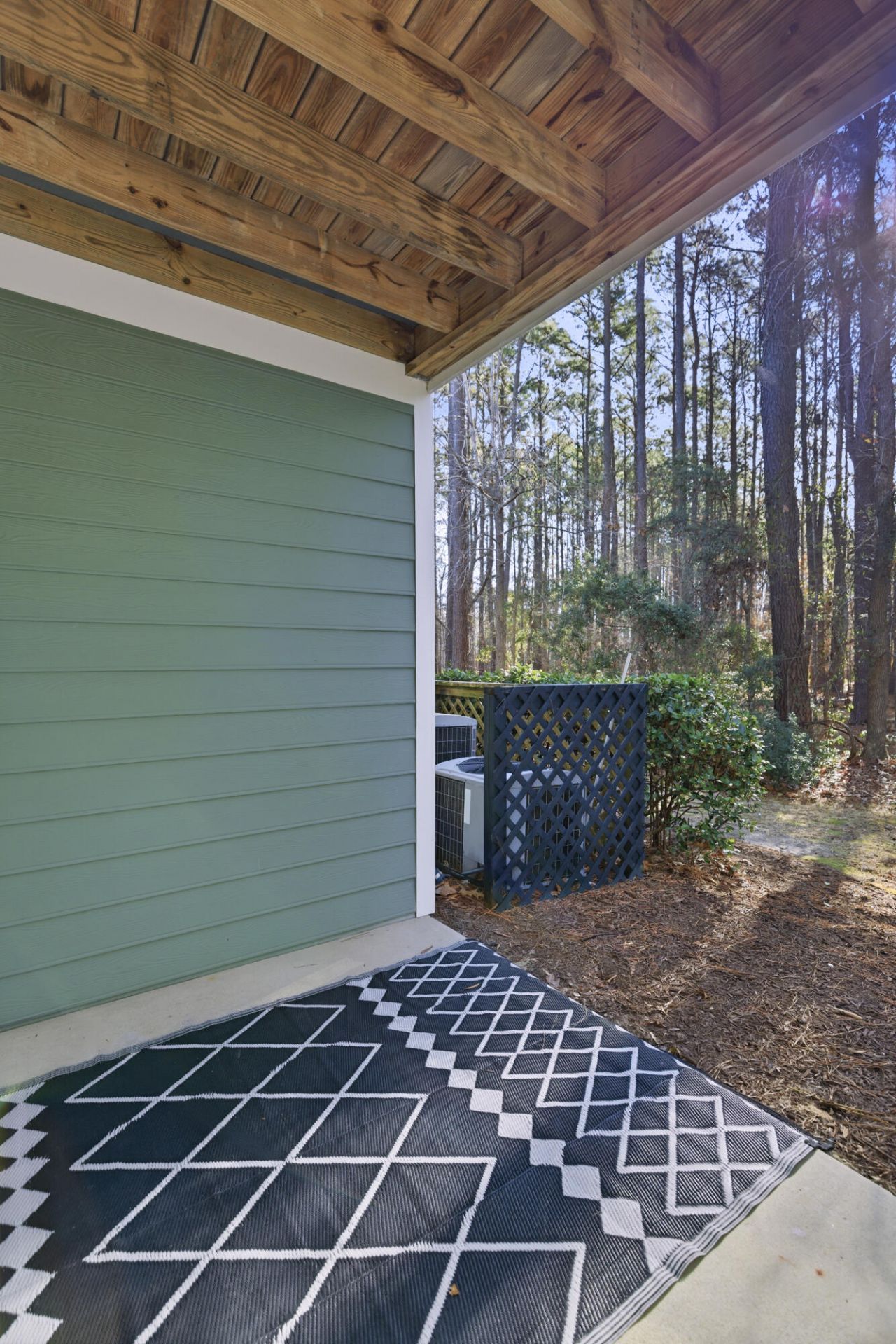 3443 Claremont Street Photo 32