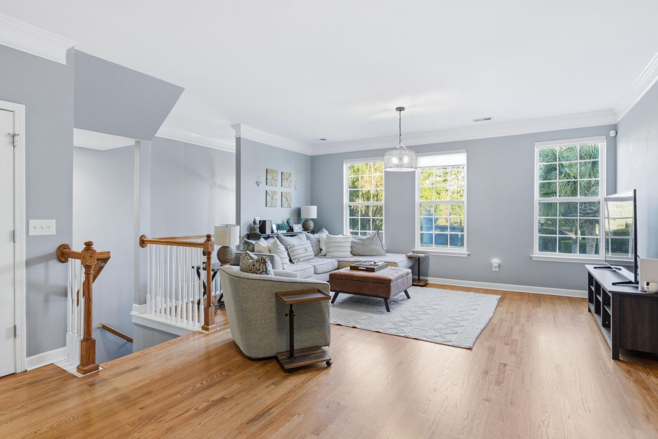 3443 Claremont Street Photo 7