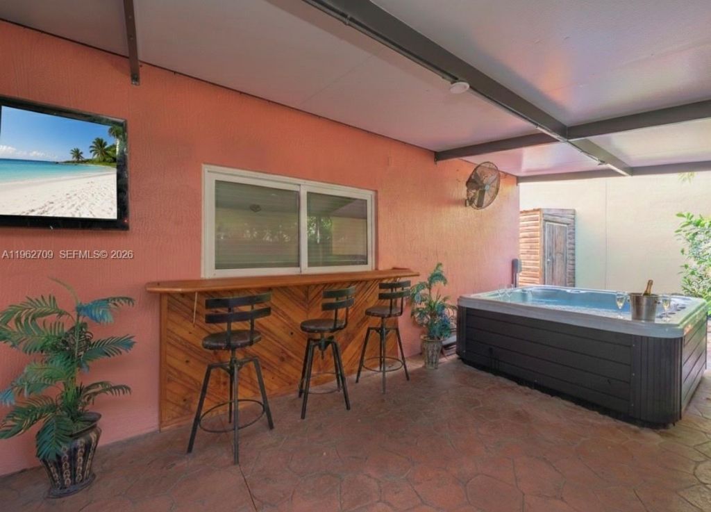 61 NW 110th Ave, Plantation, FL 33324 Photo