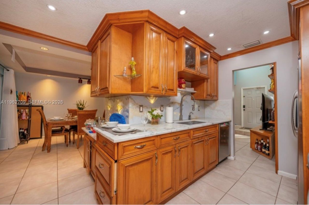 61 NW 110th Ave, Plantation, FL 33324 Photo