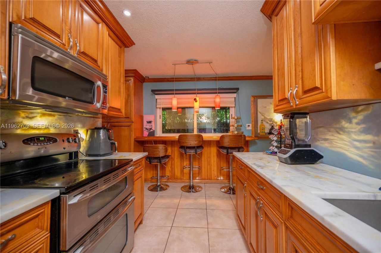 61 NW 110th Ave, Plantation, FL 33324 Photo